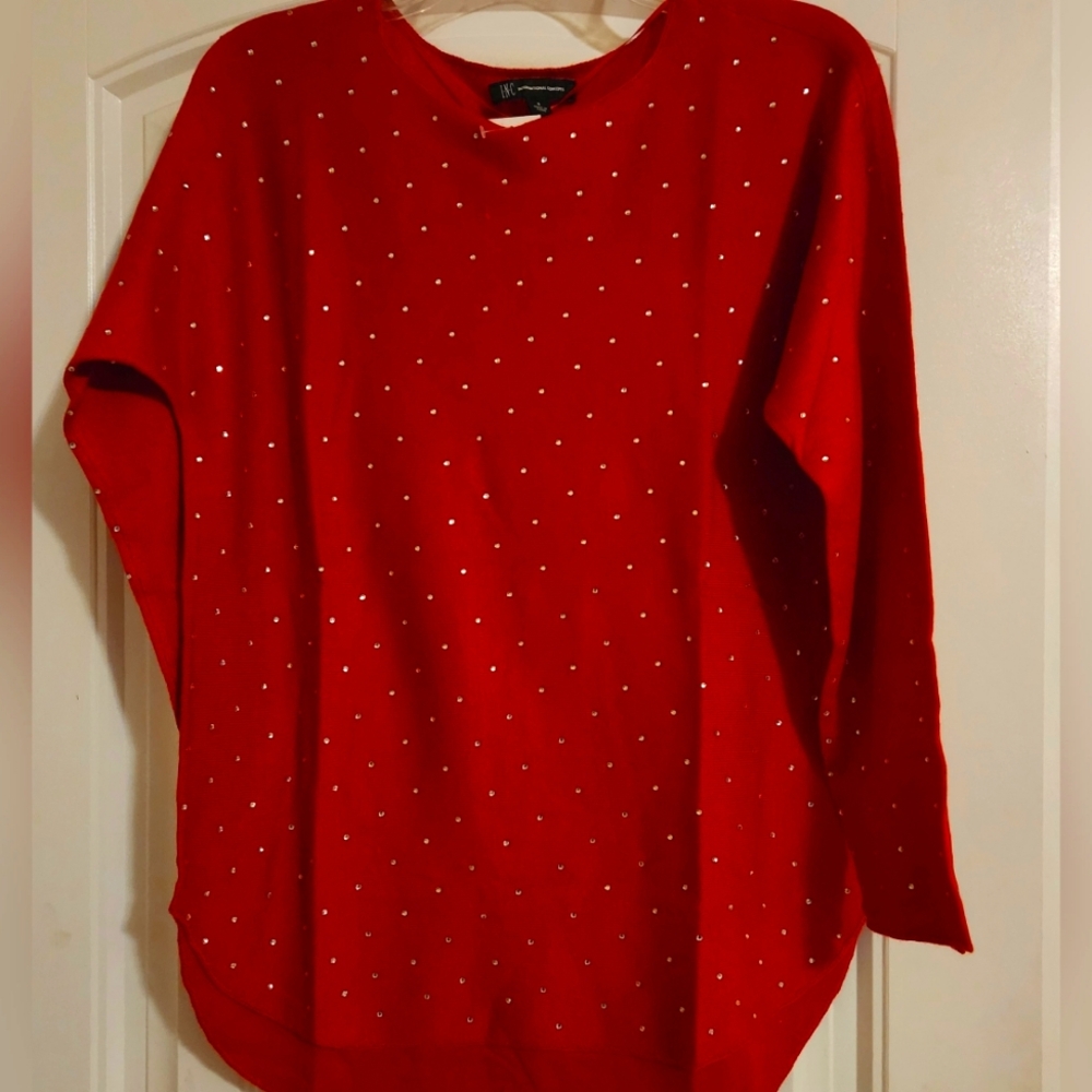 Red lightweight sparkly sweater.